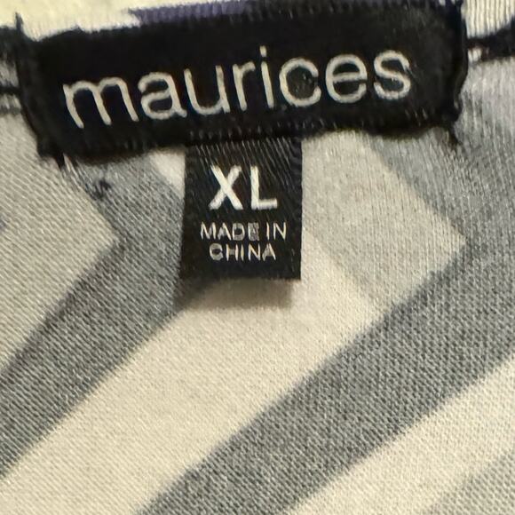 MAURICES WOMENS TOP SHORT SLEEVE BLACK PURPLE AND GREY PATTERN XL - Picture 4 of 10